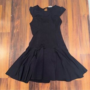 Kate Young Size 2 Elegant Black Women's Dropped Waist Dress with back detail